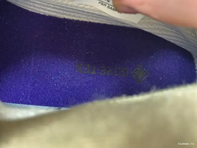 Rep 6 Jordan WMNS Kelp Gore-Tex Brown Air FD1643-300 0501